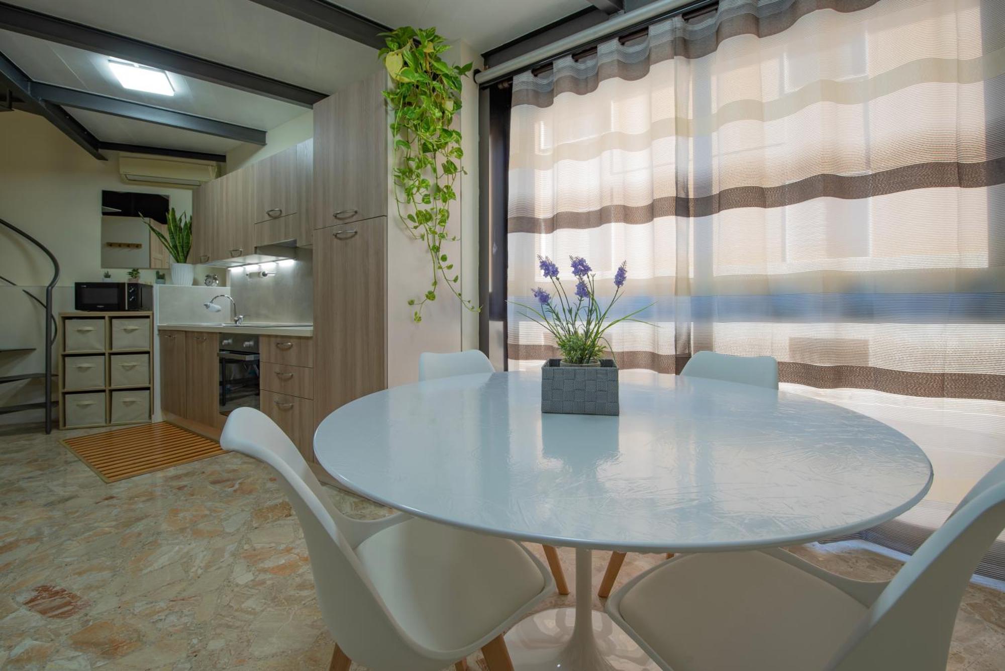 Loft32Pavia, Moderno Appartamento Di 60Mq In Zona Stazione المظهر الخارجي الصورة